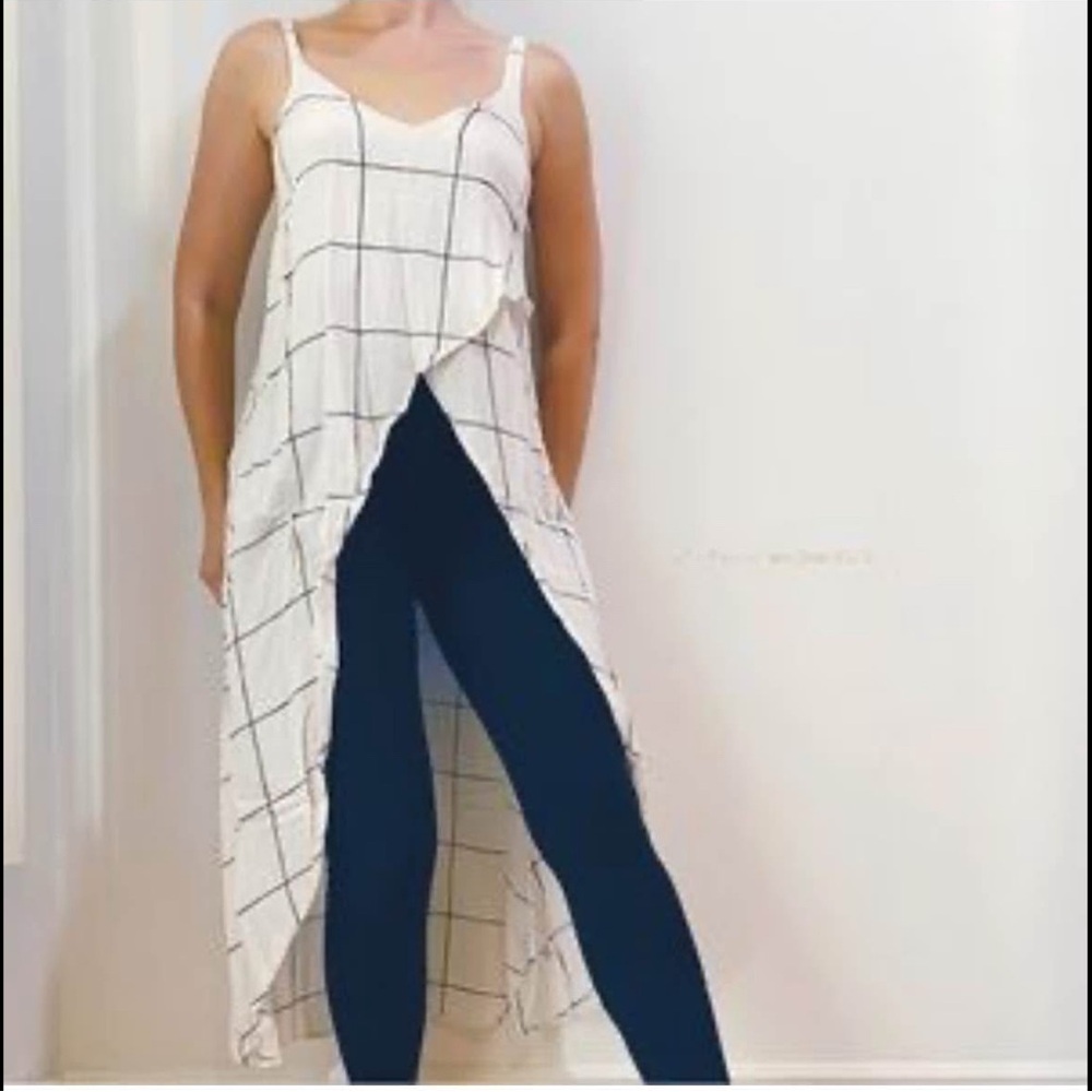 Anthropologie Leith Hi-Lo Top🔥
